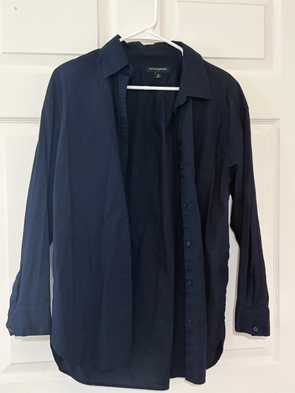 Banana Republic Dark Navy Long-Sleeve button down Medium